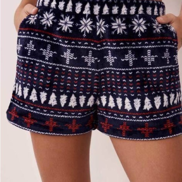 28. La Vie En Rose • NWT Cozy soft lounge shorts - Picture 1 of 1